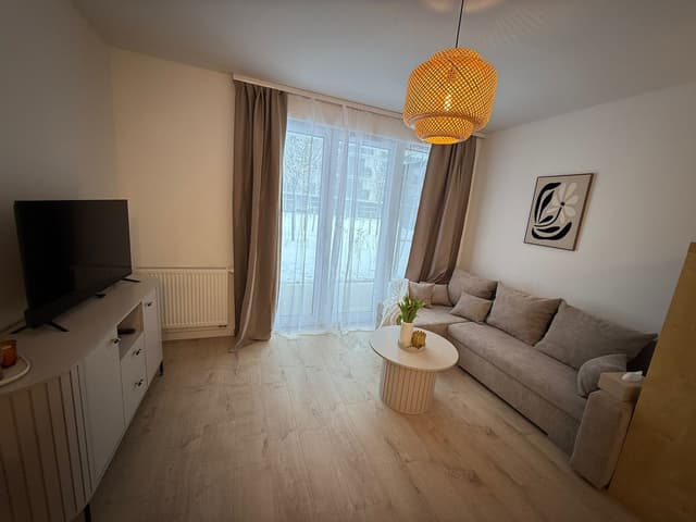 Komfortowe mieszkanie w rozwijającej się dzielnicy - Zdjęcie 2/14