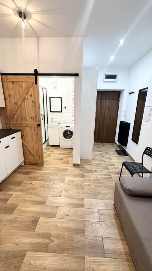 Funkcjonalna kawalerka na Włochach – idealna inwestycja - Zdjęcie 5/12