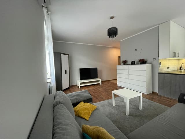 Przytulne mieszkanie w sercu Pragi-Południe - Zdjęcie 2/6