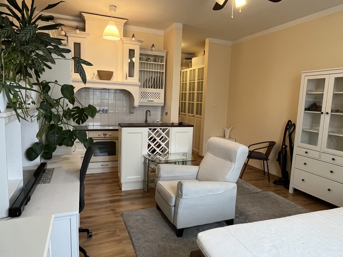 Przytulne 2 pokoje w spokojnym Rembertowie - Zdjęcie 1/7