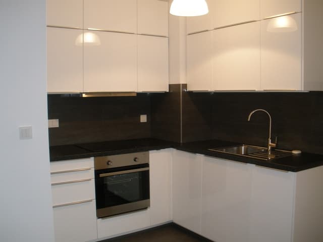 Przytulne 32m² po remoncie - Jelonki Południowe - Zdjęcie 2/7