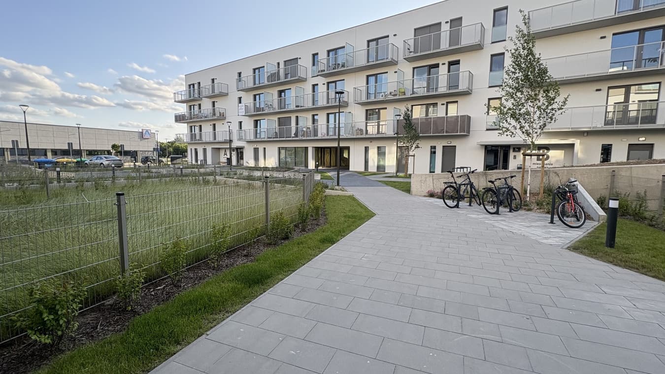 Nowoczesne studio w dzielnicy Strzeszyn, w pełni wyposażone - Zdjęcie 1/18