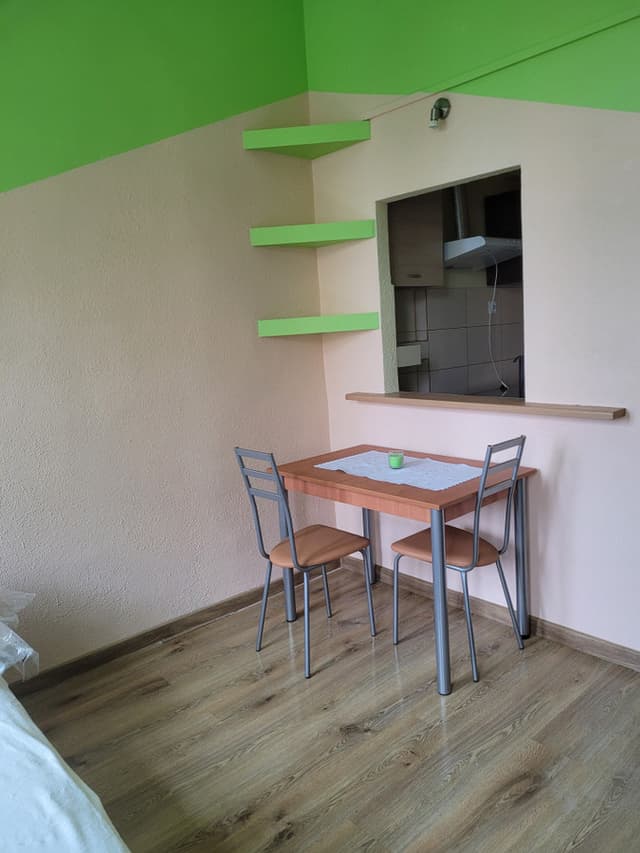 Nowoczesna kawalerka 20m² w centrum Łodzi z ochroną 24/7 - Zdjęcie 3/7