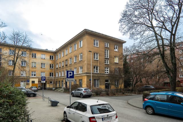 Stylowe mieszkanie na Pradze-Północ w Warszawie - Zdjęcie 2/12