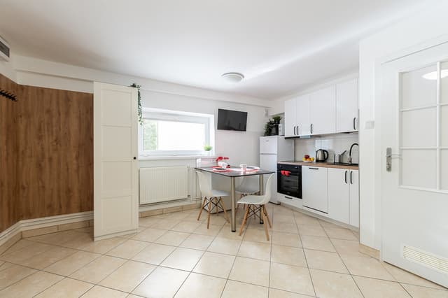 Przytulne mieszkanie na Targówku - doskonała lokalizacja - Zdjęcie 2/9