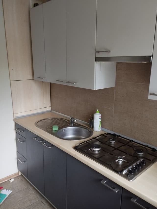 Przytulne 30 m² w dobrze skomunikowanych Bałutach - Zdjęcie 2/5