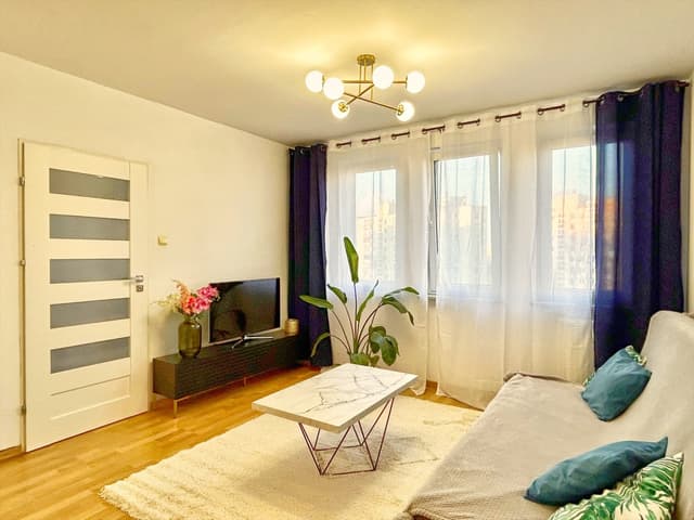 Funkcjonalne mieszkanie w Bielanach blisko lasu - Zdjęcie 3/11