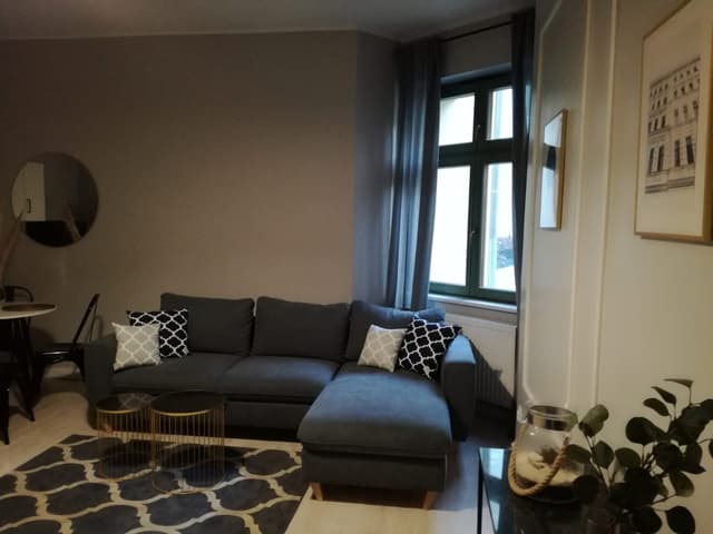 Przytulna kawalerka w sercu Jeżyc, świeżo odmalowana - Zdjęcie 5/8