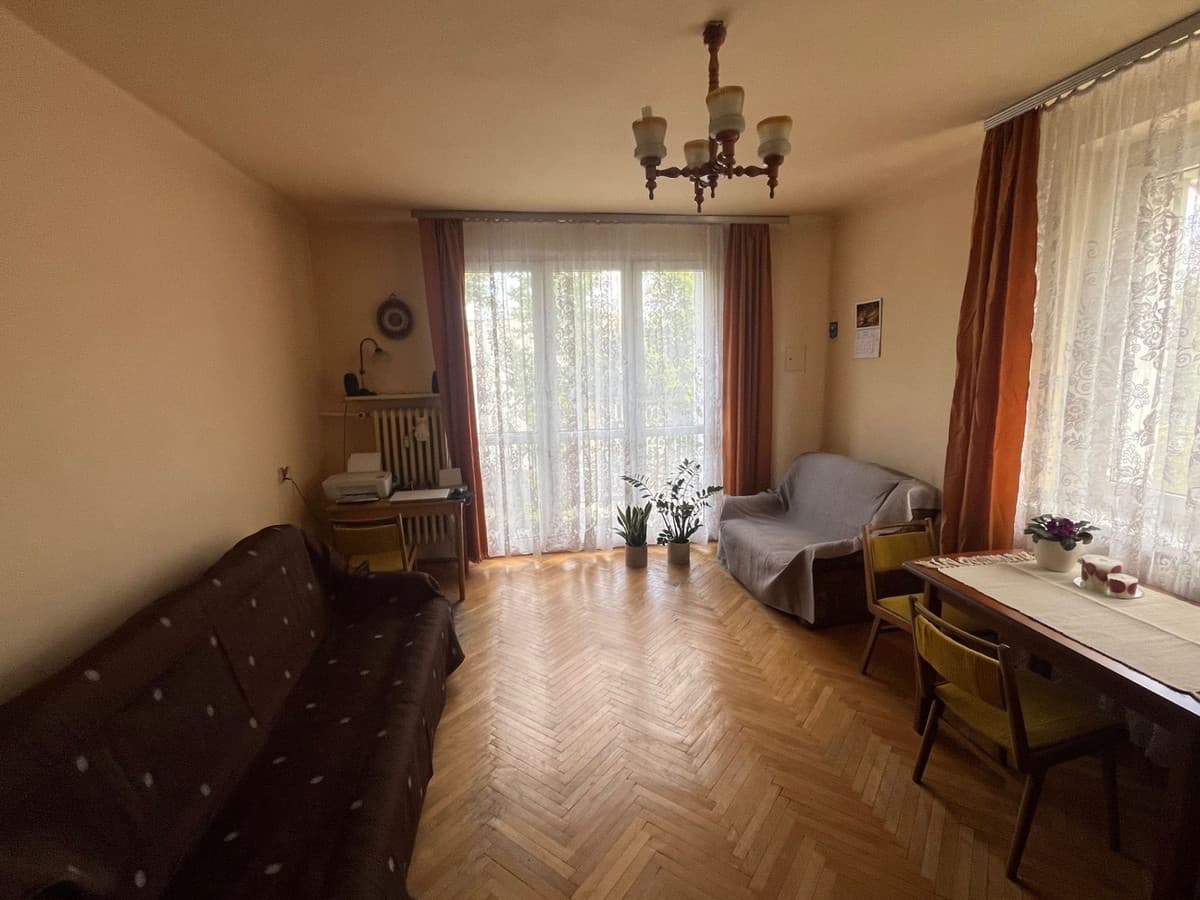 Przestronne mieszkanie w doskonałej lokalizacji w Łodzi - Zdjęcie 1/9