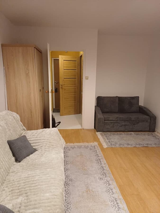 Przytulna kawalerka na Bielanach, świetna lokalizacja - Zdjęcie 1/6