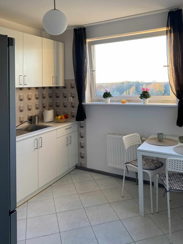 Komfortowe mieszkanie w Bielanach – świetna lokalizacja - Zdjęcie 2/7