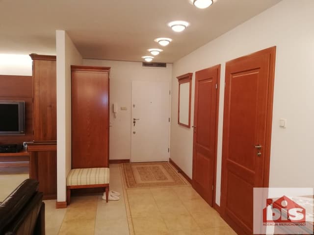Luksusowy apartament w prestiżowej dzielnicy Stare Bojary - Zdjęcie 5/12