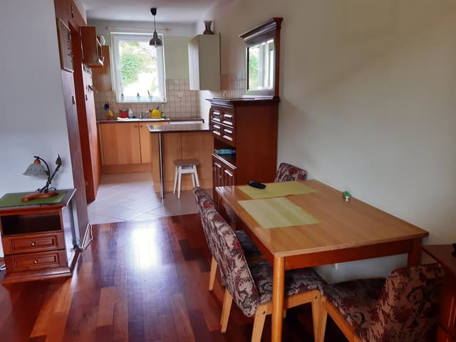 Przytulne 29m² w zielonym Wawrze - komfort i spokojna okolica - Zdjęcie 2/7