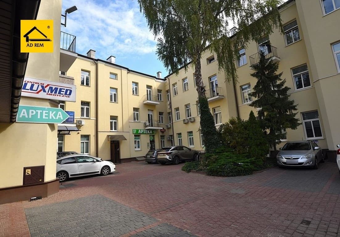 Stylowe 3 pokoje z kominkiem i balkonem w Śródmieściu - Zdjęcie 1/6
