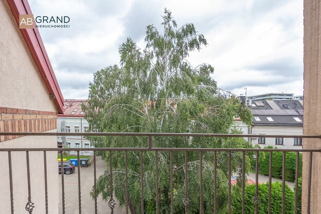 Stylowy dwupoziomowy apartament w centrum Białegostoku - Zdjęcie 4/12