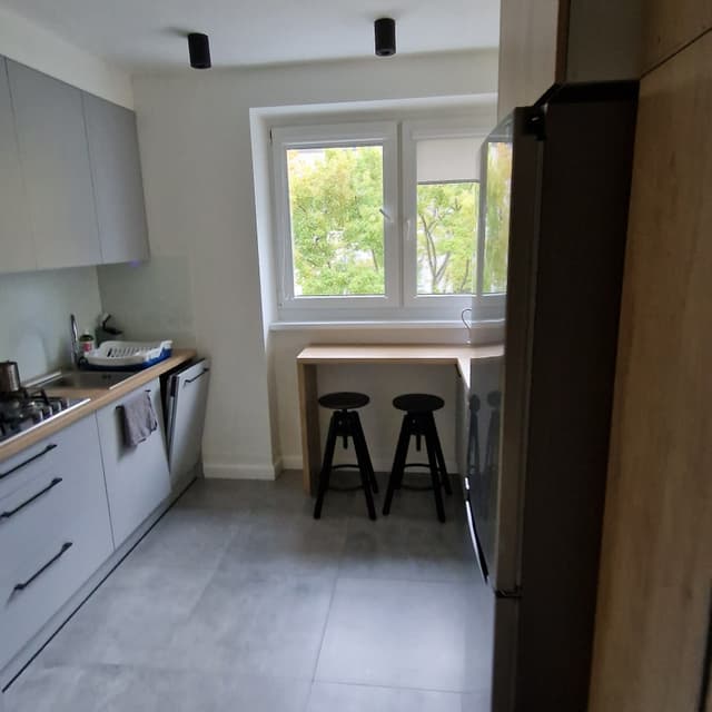 Przytulne, umeblowane 38 m² w spokojnym Nowym Rokiciu - Zdjęcie 2/6