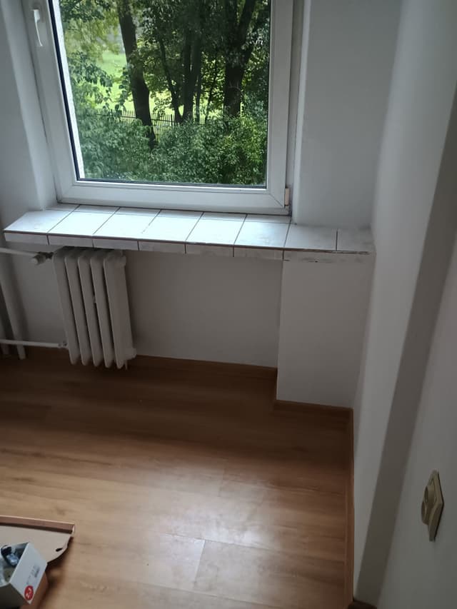 Przytulna kawalerka po remoncie w sercu Nowej Huty - Zdjęcie 2/5