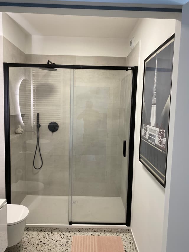 Elegancka kawalerka na wynajem - Zdjęcie 3/6