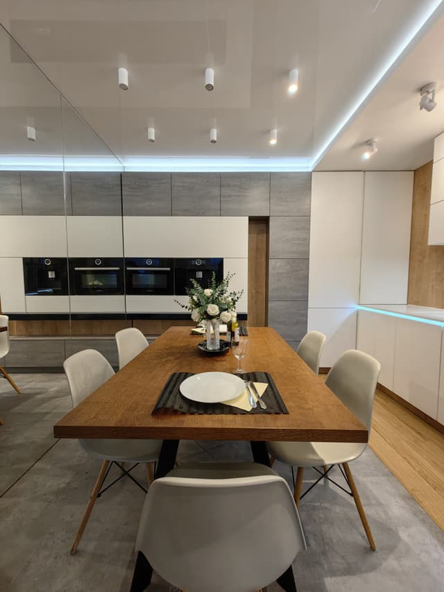 Nowoczesny apartament w centrum Wrocławia przy ul. Gądowskiej - Zdjęcie 4/16