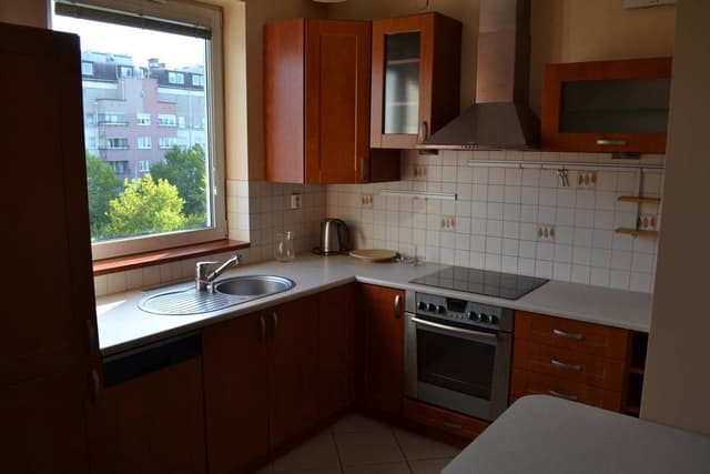 Komfortowe mieszkanie Kabaty z balkonem i windą - Zdjęcie 4/6