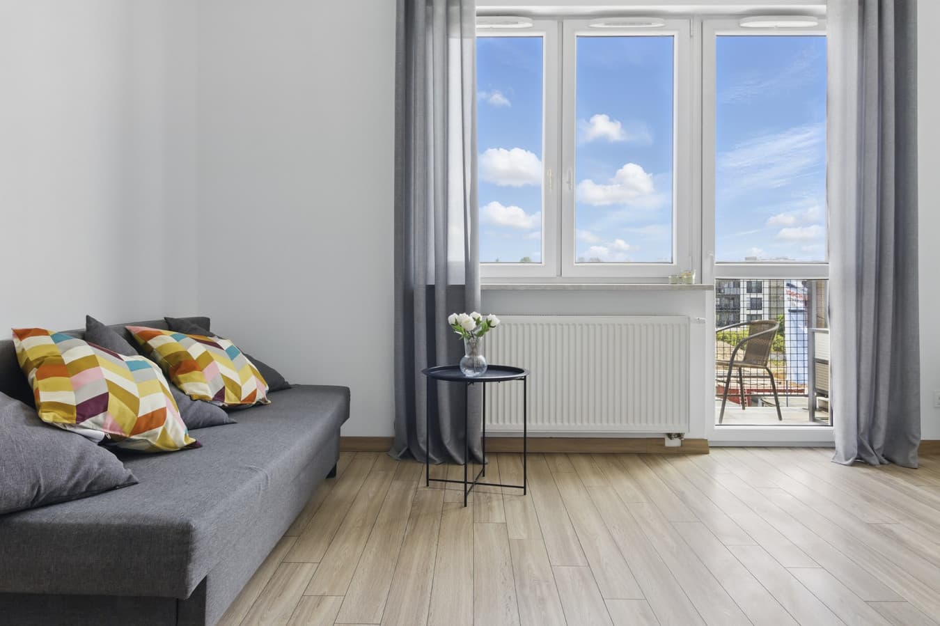 Przytulna kawalerka 26 m² w świetnej lokalizacji na Nowodworach - Zdjęcie 1/19