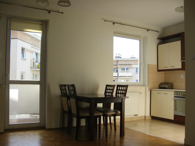 Komfortowe mieszkanie na Pradze-Północ z dobrą lokalizacją - Zdjęcie 5/5