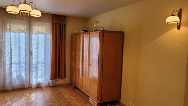 Przestronne 36m² w dzielnicy Polesie - idealne do życia i inwestycji - Zdjęcie 2/15