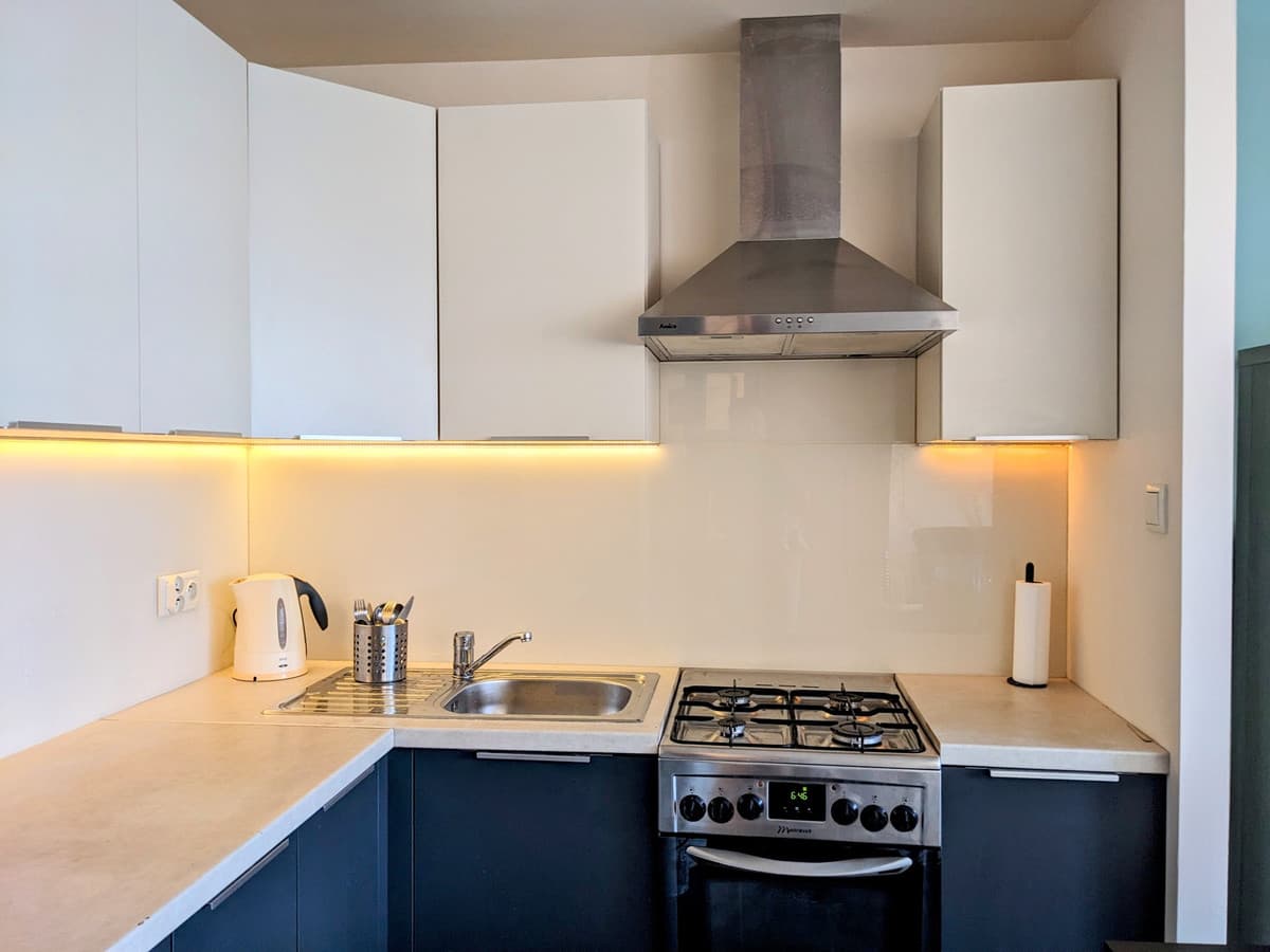 Eleganckie studio w sercu Powiśla - pełne wyposażenie, ochrona 24h - Zdjęcie 1/13