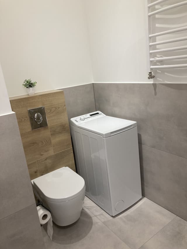 Odnowione mieszkanie 32m² w spokojnej części Okola - Zdjęcie 3/8