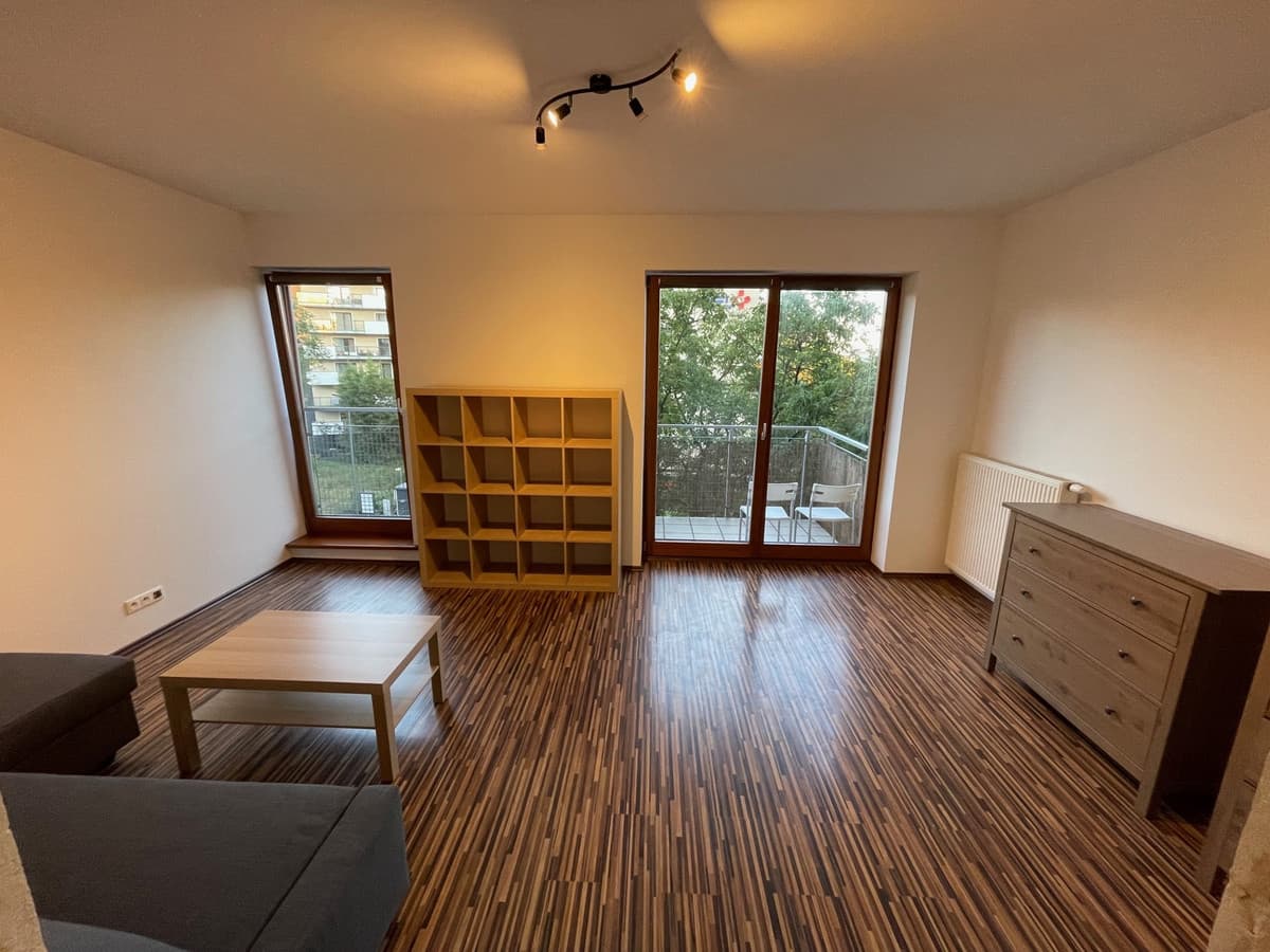 Eleganckie studio w prestiżowej lokalizacji na Mokotowie - Zdjęcie 1/7