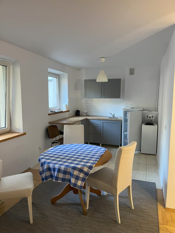 Komfortowe mieszkanie w poszukiwanej lokalizacji Dębniki - Zdjęcie 1/6