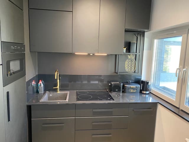 Elegancka kawalerka na wynajem - Zdjęcie 2/6