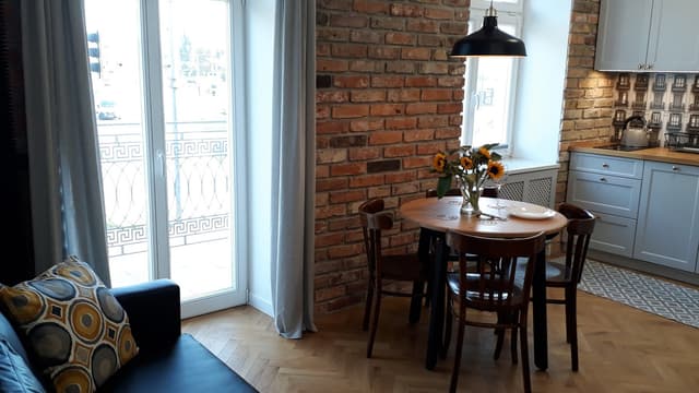 Przytulne 27m² w sercu Pragi-Północ, świetna lokalizacja - Zdjęcie 4/17