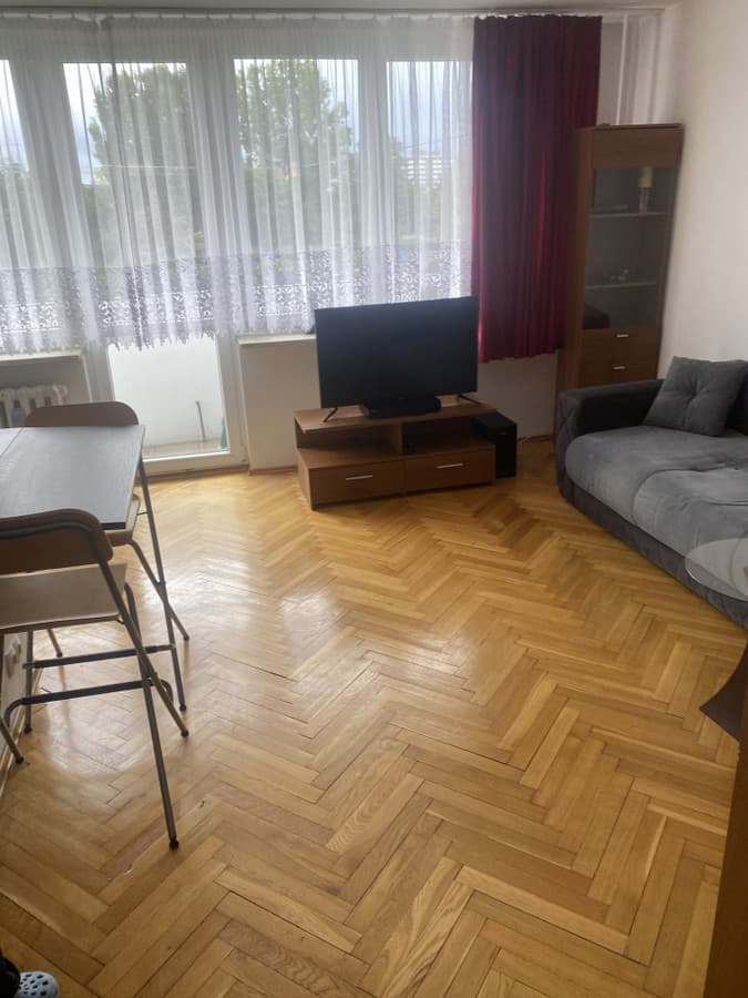 Przestronne mieszkanie w atrakcyjnej lokalizacji na Przymorzu - Zdjęcie 1/7