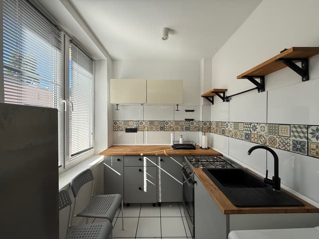 Funkcjonalne mieszkanie z balkonem w Łodzi - Zdjęcie 3/7