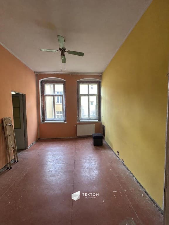 Wyjątkowe mieszkanie z potencjałem w sercu Bydgoszczy - Zdjęcie 4/16
