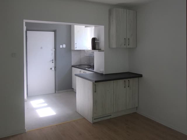 Przytulne 38m² na Żubardziu - w pełni wyposażone, świetna lokalizacja - Zdjęcie 3/9