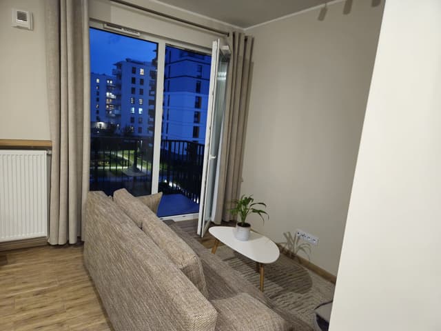 Komfortowa, dwupokojowa kawalerka w Ursusie po remoncie - Zdjęcie 4/14