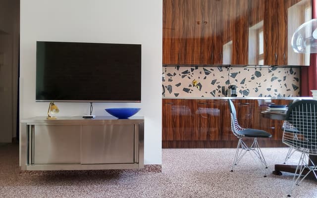 Przestronne mieszkanie w sercu Śródmieścia Wrocławia - Zdjęcie 3/11