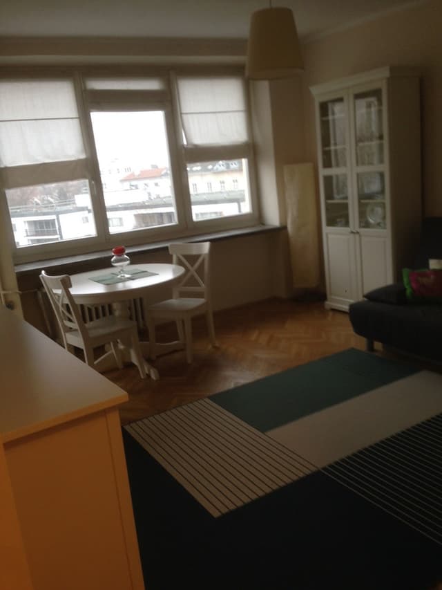 Nowoczesne studio w sercu Śródmieścia, świetna lokalizacja - Zdjęcie 3/5