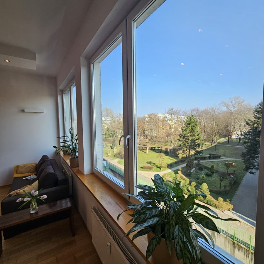 Przestronne mieszkanie w pożądanej dzielnicy Krzyki - Zdjęcie 1/10