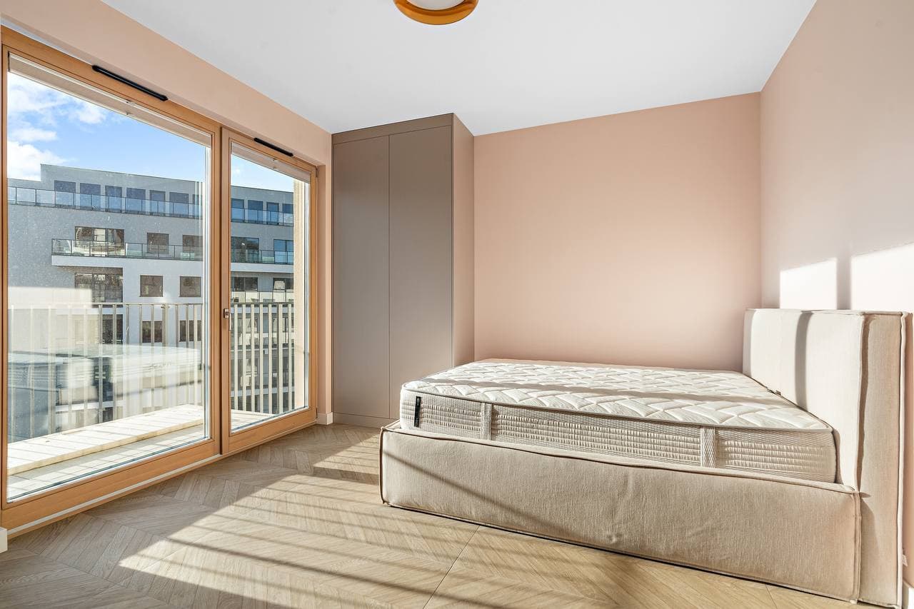 Nowoczesne 32m² w prestiżowej lokalizacji na Woli - Zdjęcie 1/7