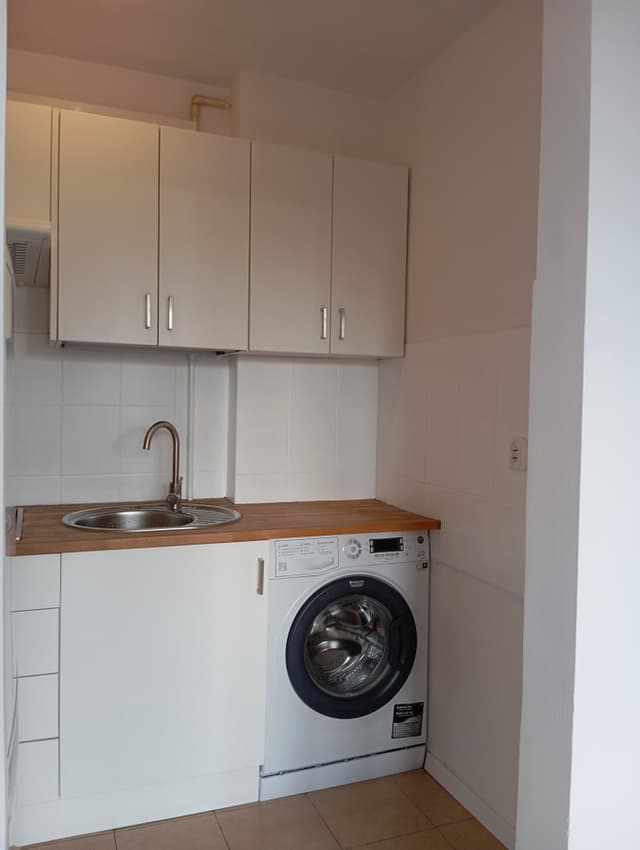 Przestronne 28 m² w sercu Pragi-Południe - doskonała lokalizacja - Zdjęcie 4/6