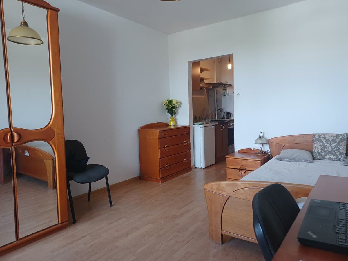 Nowoczesna kawalerka w sercu Woli, blisko komunikacji miejskiej - Zdjęcie 1/8