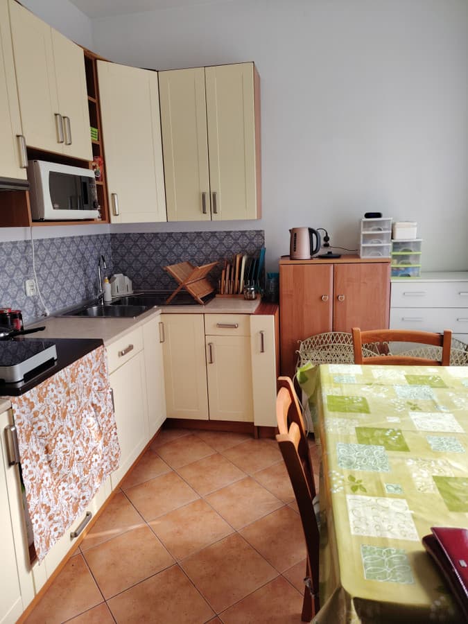 Urocze mieszkanie z гаражем i piwnicą w centrum Grochowa - Zdjęcie 1/5