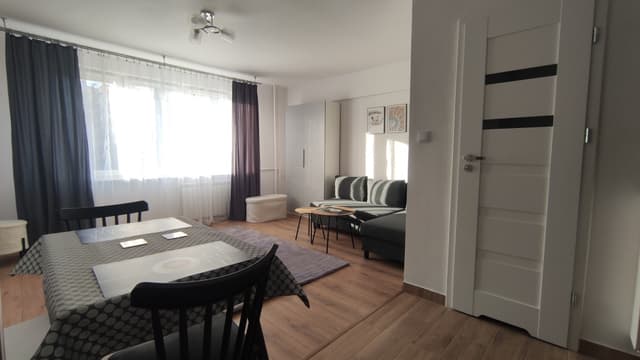 Nowoczesna kawalerka w centrum Woli, świetna komunikacja - Zdjęcie 3/5