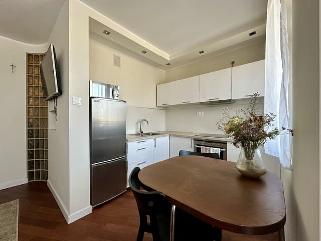 Nowoczesny apartament 32m² w sercu Woli - idealna inwestycja - Zdjęcie 3/14