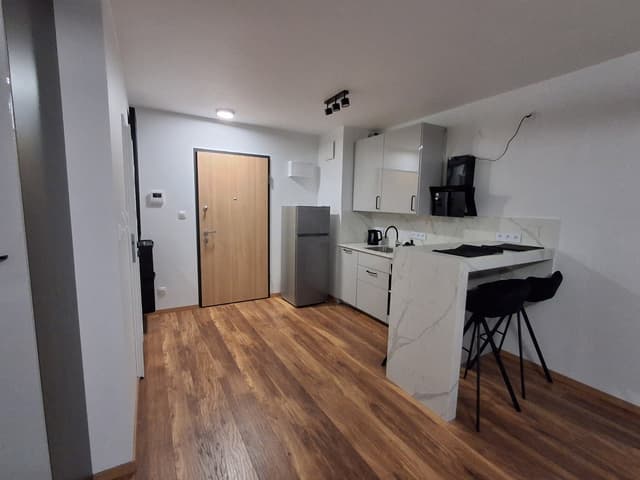 Nowoczesny apartament 36m² w Ursusie, w pełni wyposażony - Zdjęcie 5/9