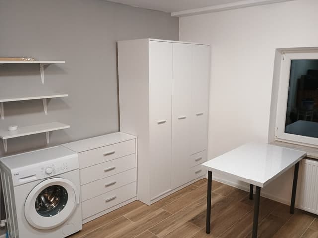 Przytulny pokój na Prądniku Czerwonym w Krakowie - Zdjęcie 2/13