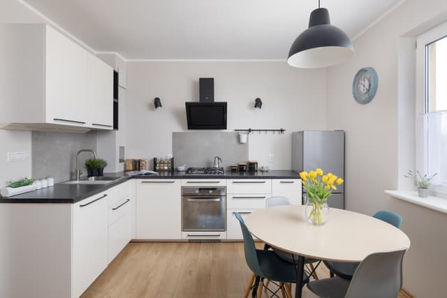 Funkcjonalne 2-pokojowe mieszkanie w Warszawie - Zdjęcie 3/16